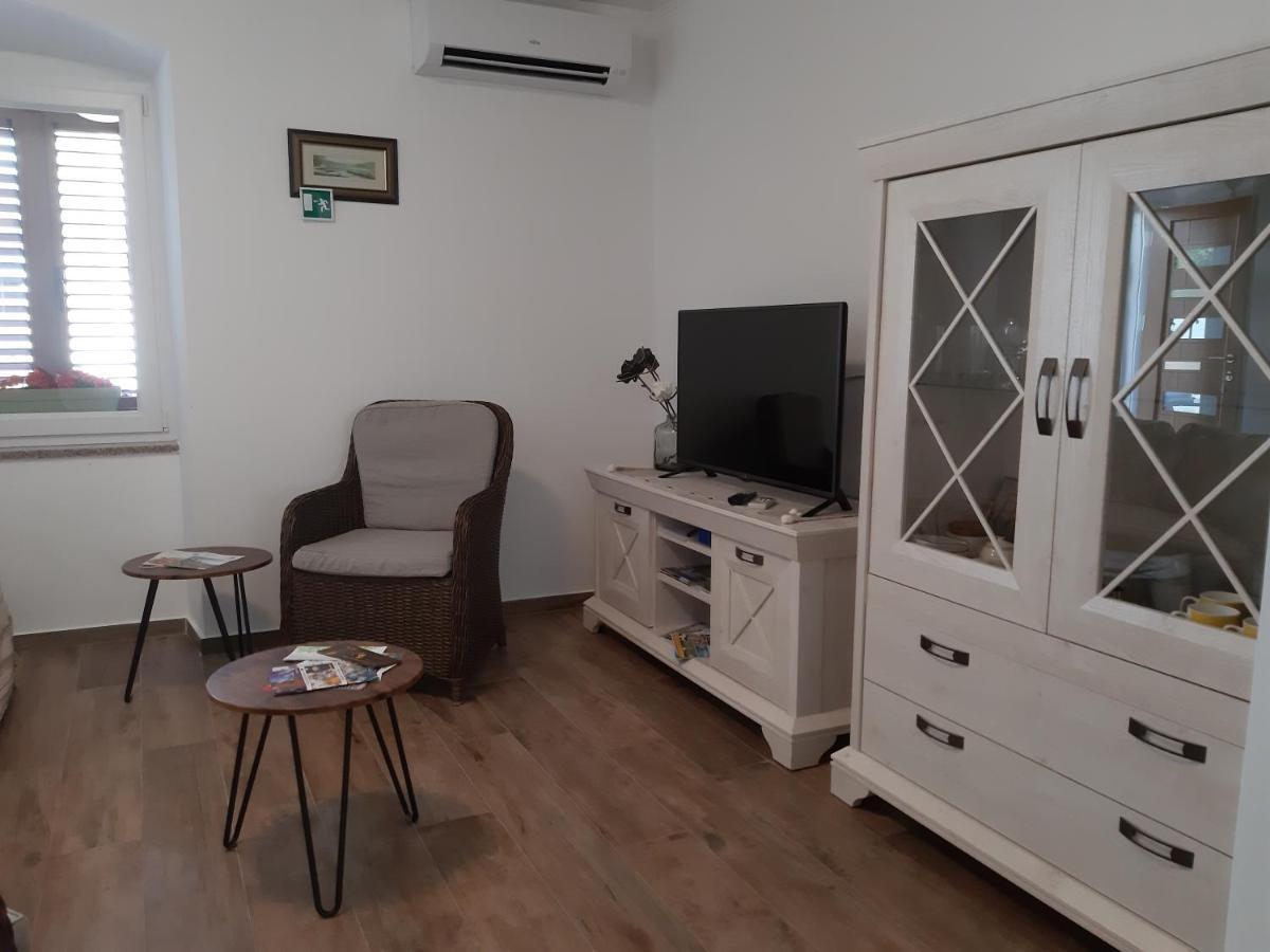 Villa House Marija Island Krk Punat Esterno foto